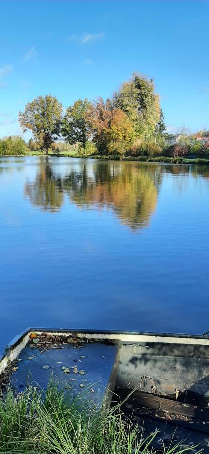 Aan De Watermolen Vakantiewoningen Wijlre Luaran gambar