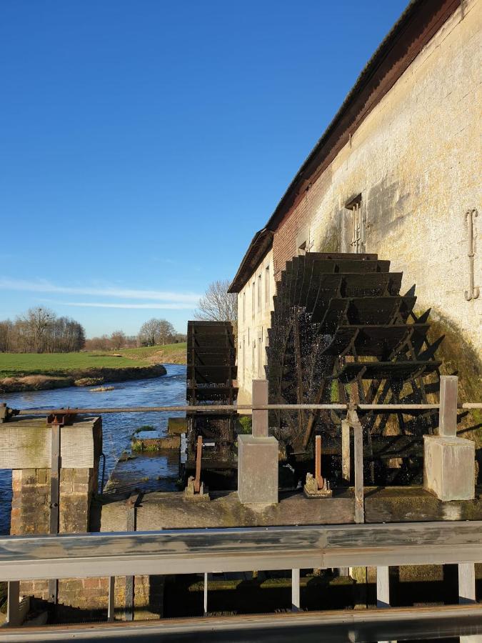 Aan De Watermolen Vakantiewoningen Wijlre Luaran gambar