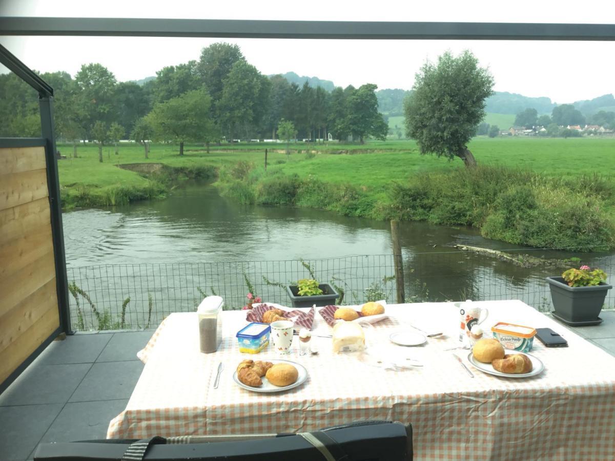 Aan De Watermolen Vakantiewoningen Wijlre Luaran gambar